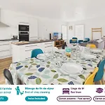 Maison Confort Pour 6 Avec Jardin Et Jacuzzi *
