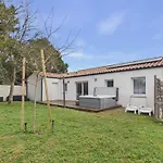 Feriehus Maison Confort Pour 6 Avec Jardin Et Jacuzzi