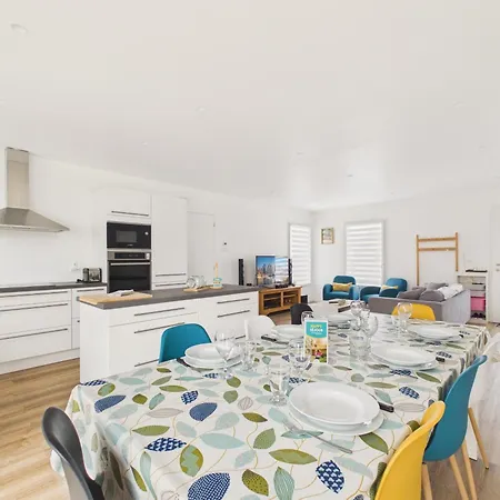 Maison Confort Pour 6 Avec Jardin Et Jacuzzi Hébergement de vacances