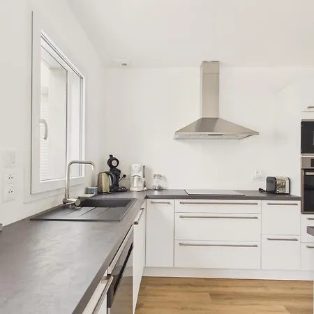 Hébergement de vacances Maison Confort Pour 6 Avec Jardin Et Jacuzzi