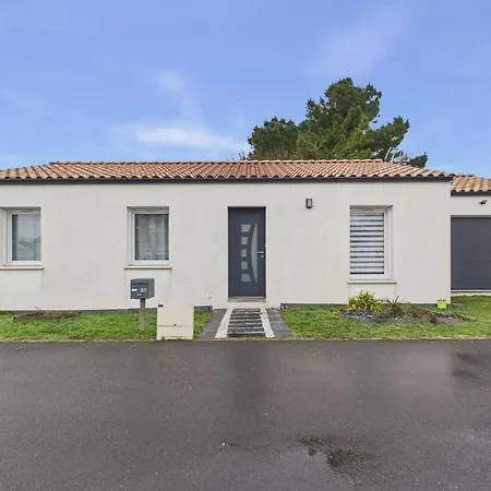 Maison Confort Pour 6 Avec Jardin Et Jacuzzi 펜션 *