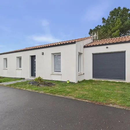 Maison Confort Pour 6 Avec Jardin Et Jacuzzi *
